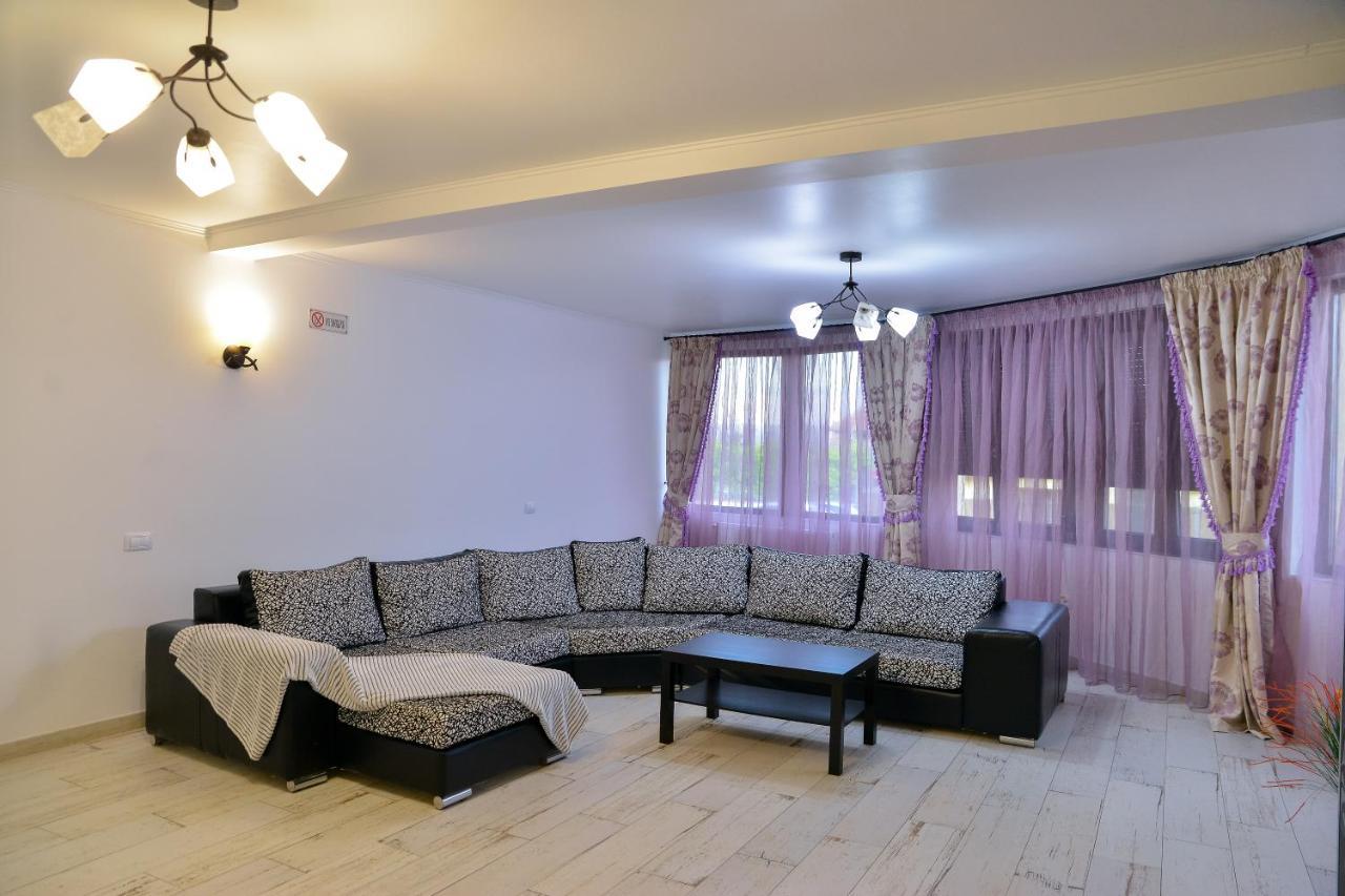 Casa Avram Villa Râmnicu Vâlcea Exterior foto